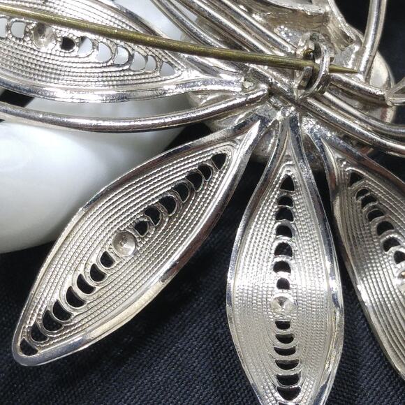 Western Germany Black & Silver Floral Brooch, Black Glass Cabochons, 1950s - Picture 9 of 10